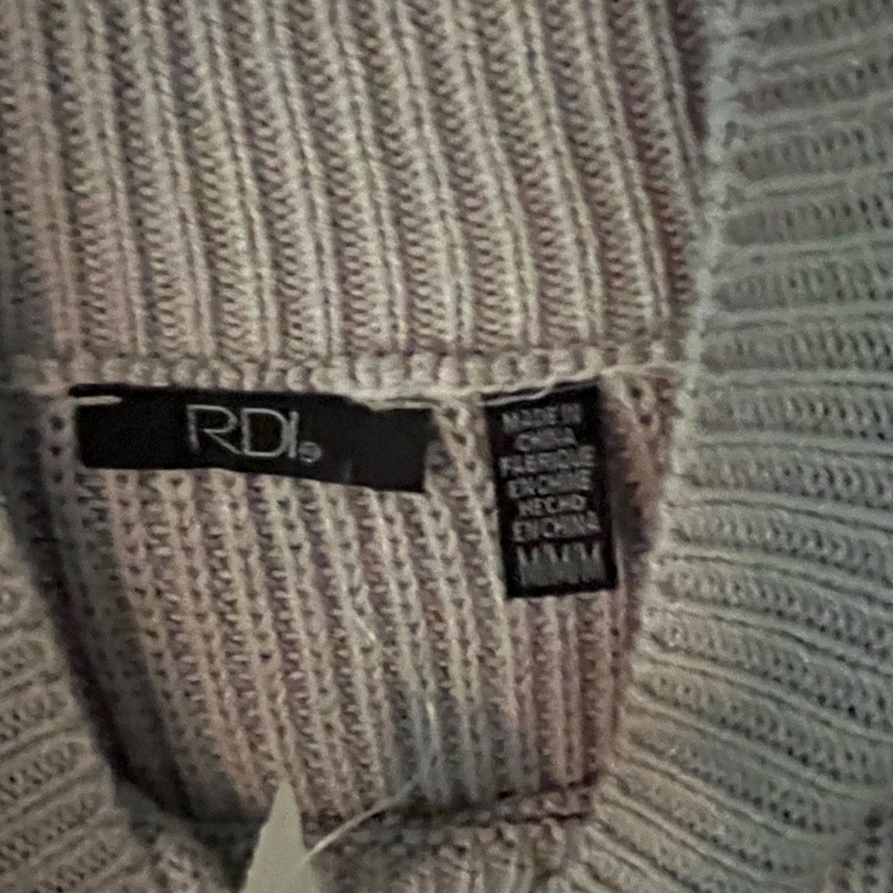 RDI Sweater - Picture 7 of 7